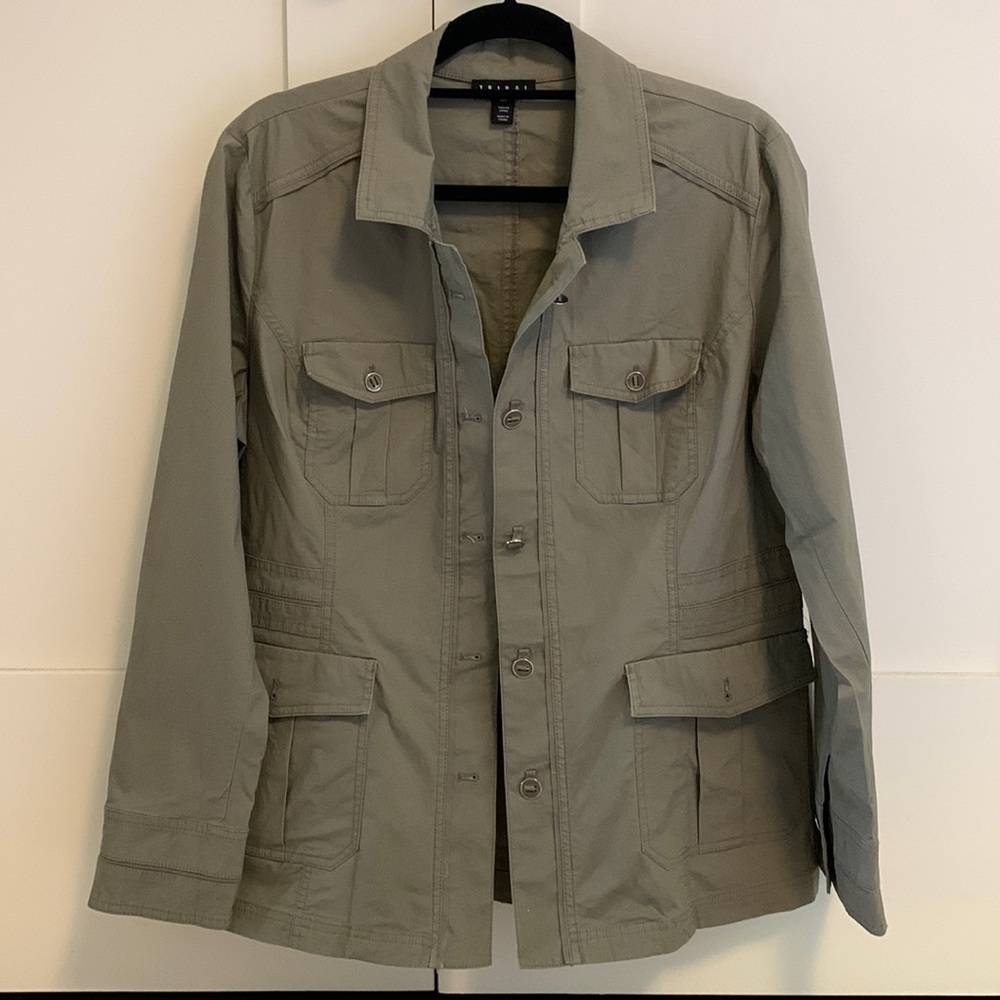 Tribal utility jacket. Sz L. Khaki. EUC.